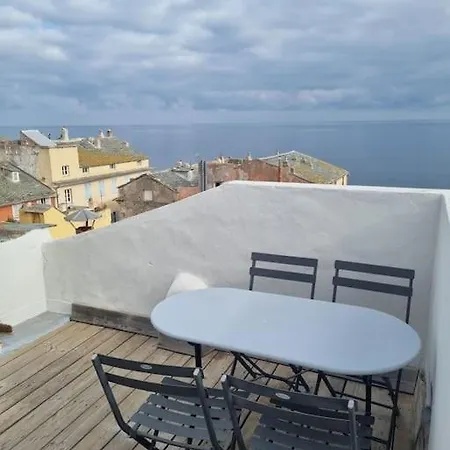 Avec Grande Terrasse Bastia