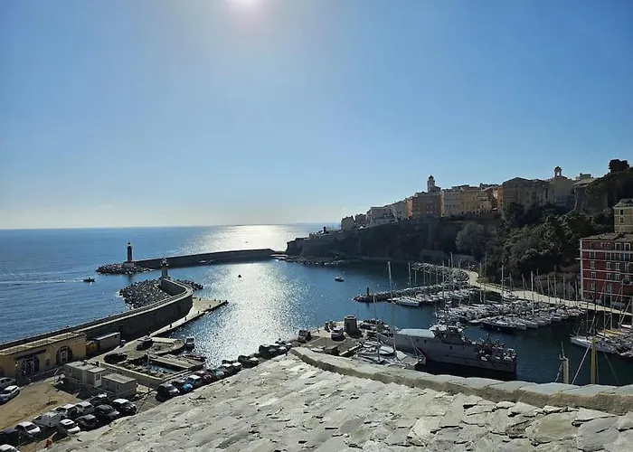 Apartment Avec Grande Terrasse *